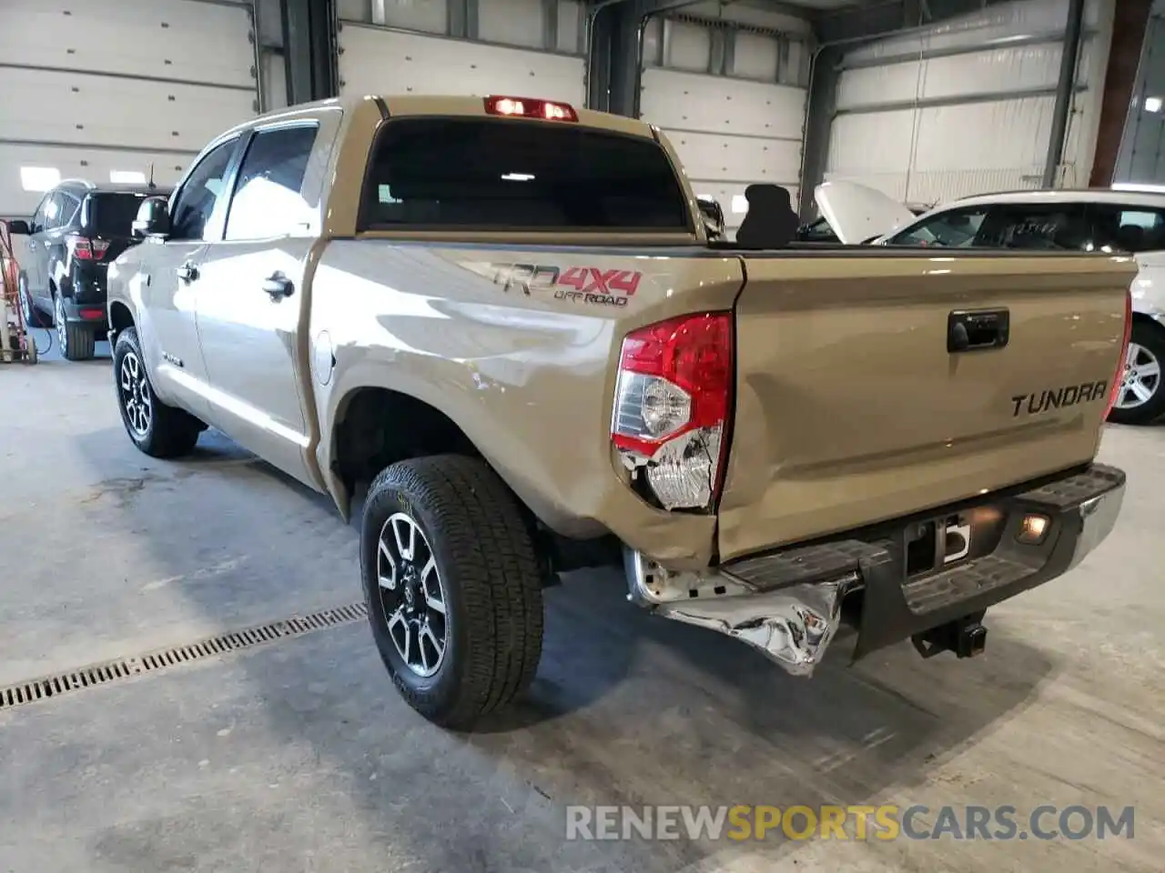 3 Photograph of a damaged car 5TFDW5F10KX837063 TOYOTA TUNDRA 2019