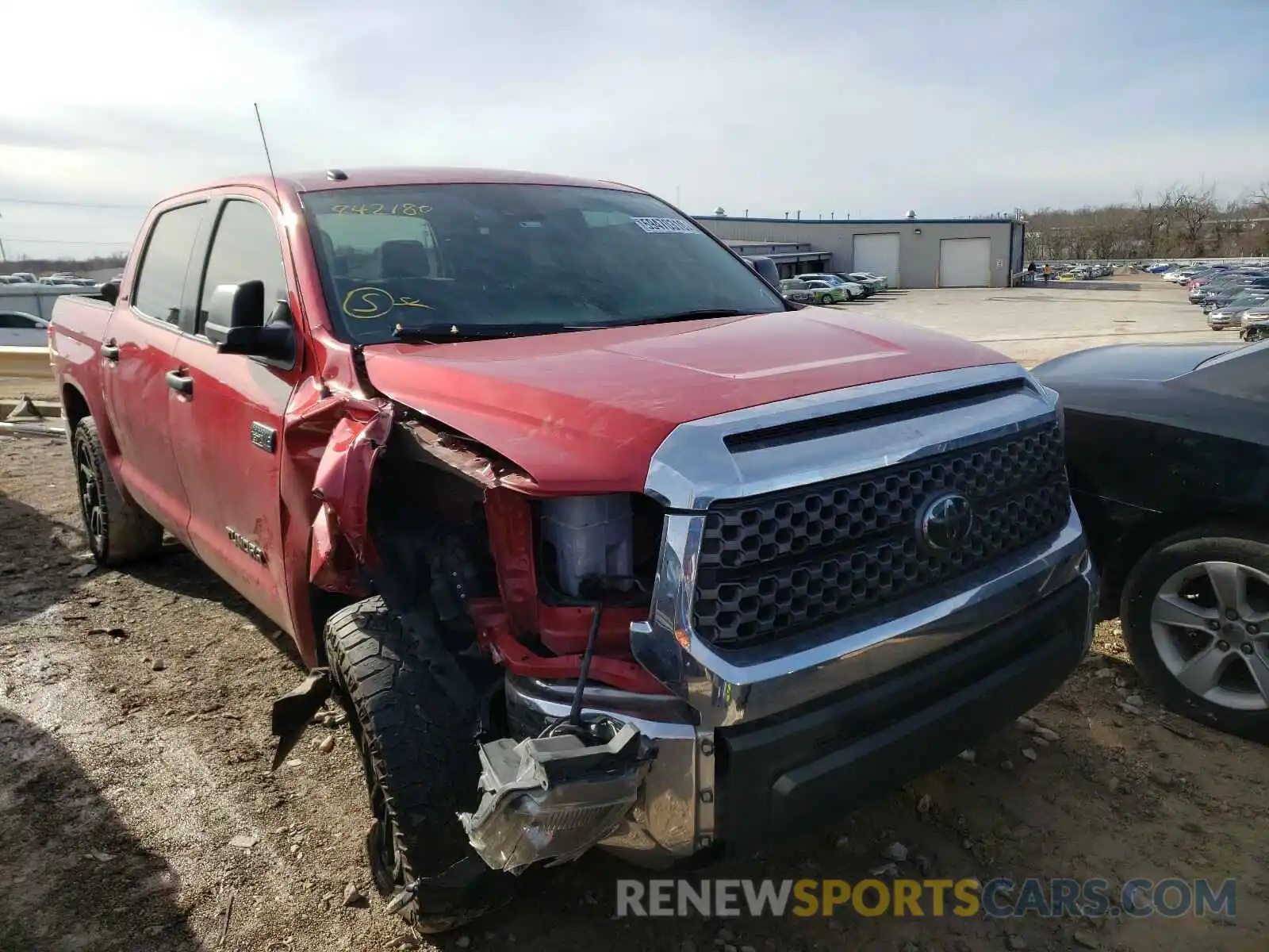 1 Photograph of a damaged car 5TFDW5F10KX842120 TOYOTA TUNDRA 2019