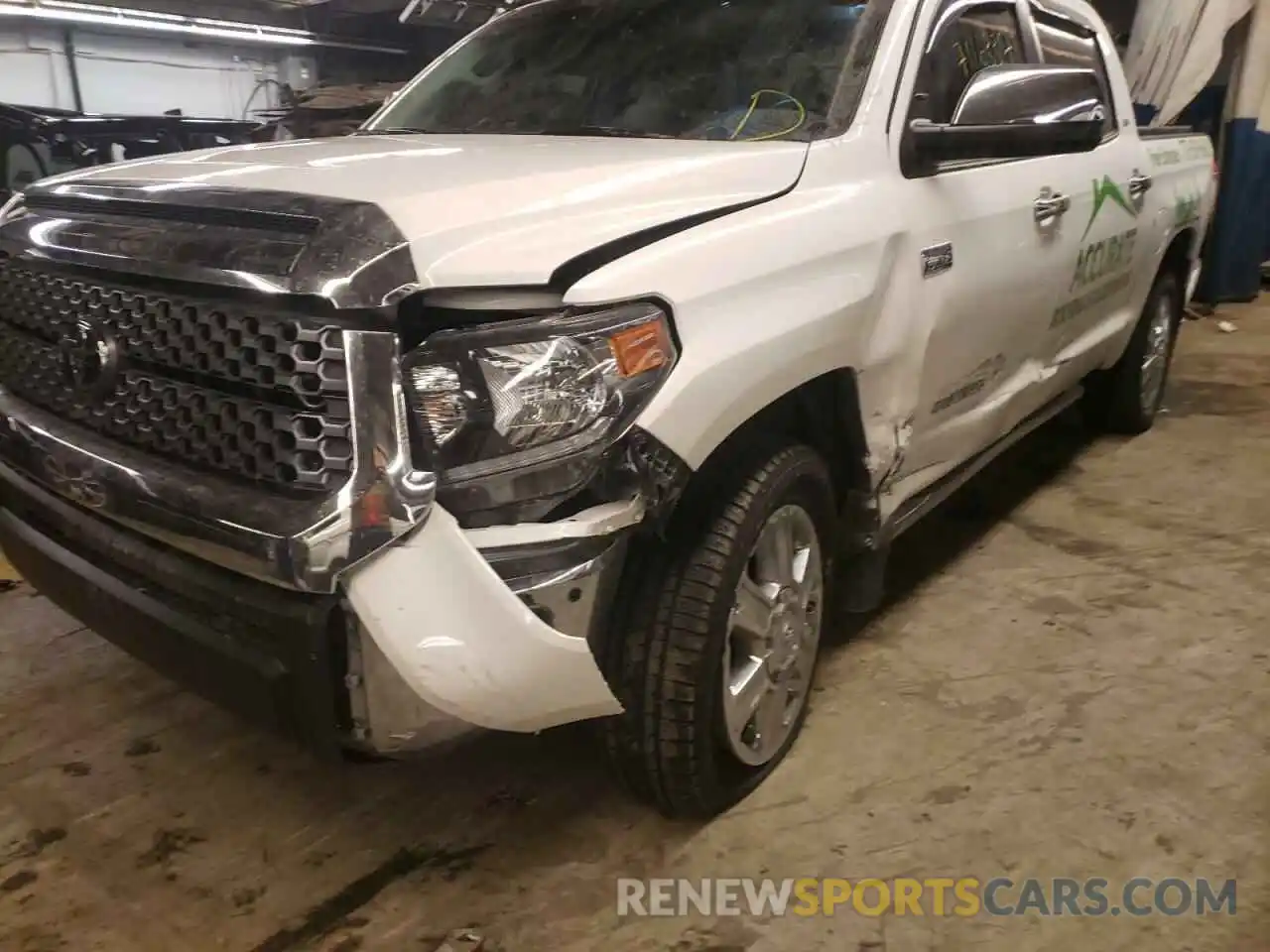 9 Photograph of a damaged car 5TFDW5F10KX848743 TOYOTA TUNDRA 2019