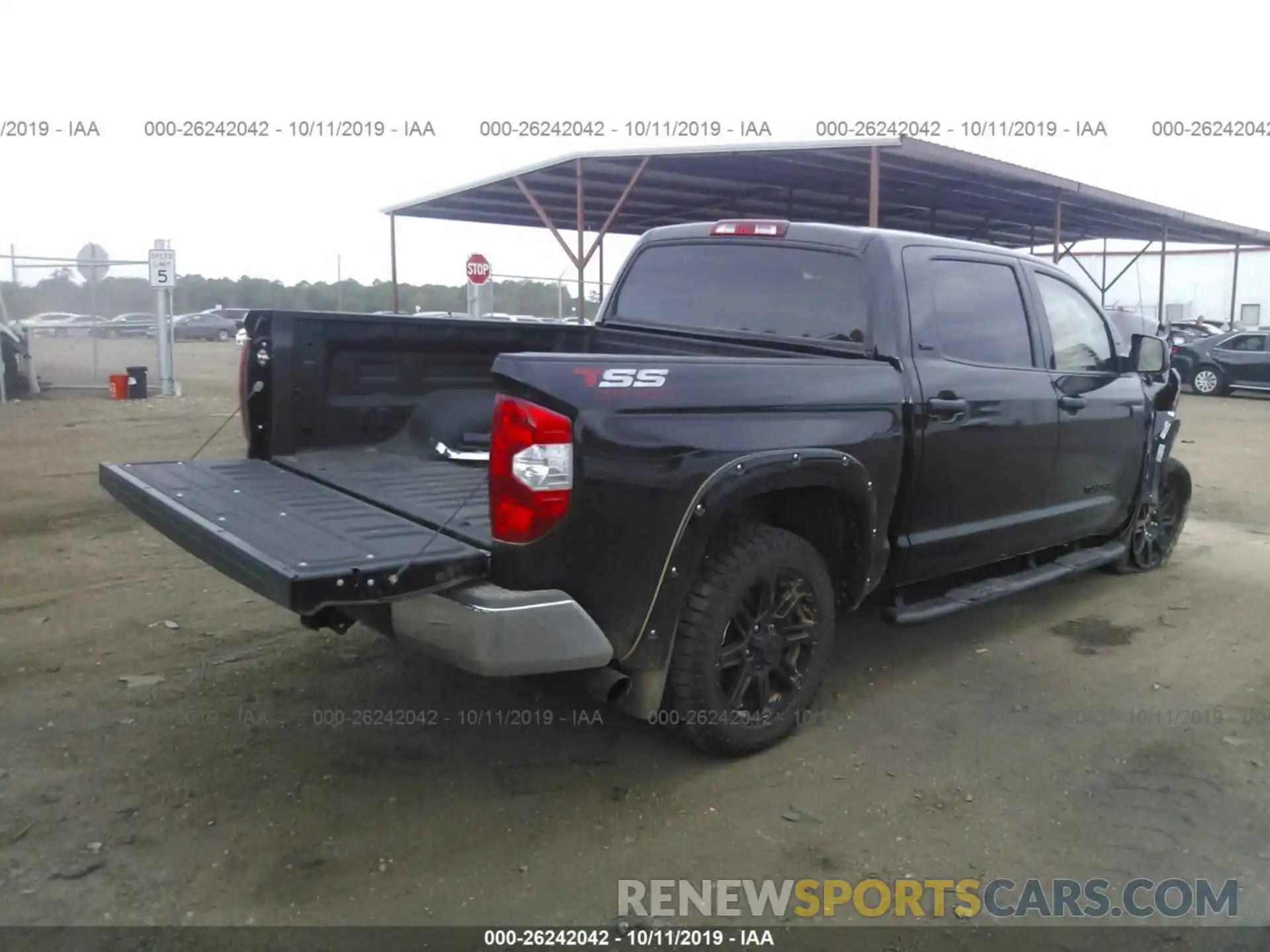 4 Фотография поврежденного автомобиля 5TFDW5F10KX850864 TOYOTA TUNDRA 2019