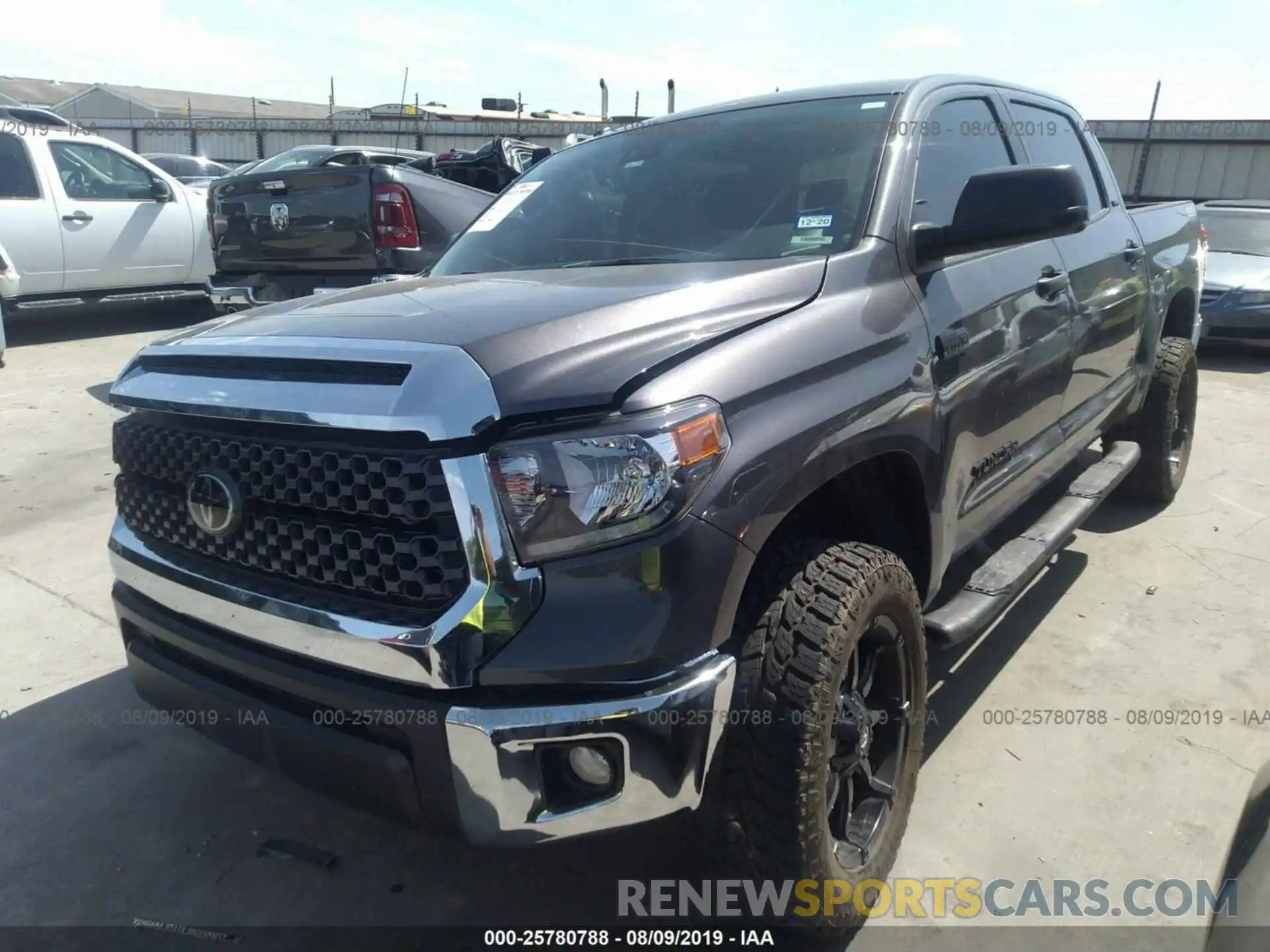 2 Photograph of a damaged car 5TFDW5F11KX797463 TOYOTA TUNDRA 2019