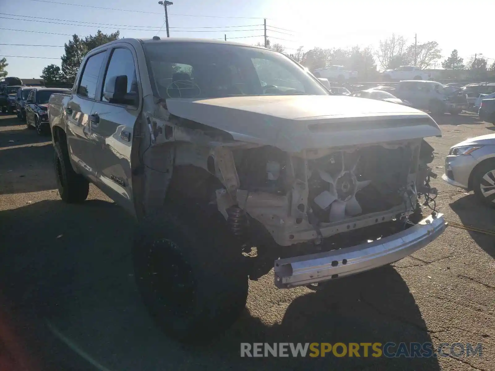 1 Photograph of a damaged car 5TFDW5F11KX800569 TOYOTA TUNDRA 2019