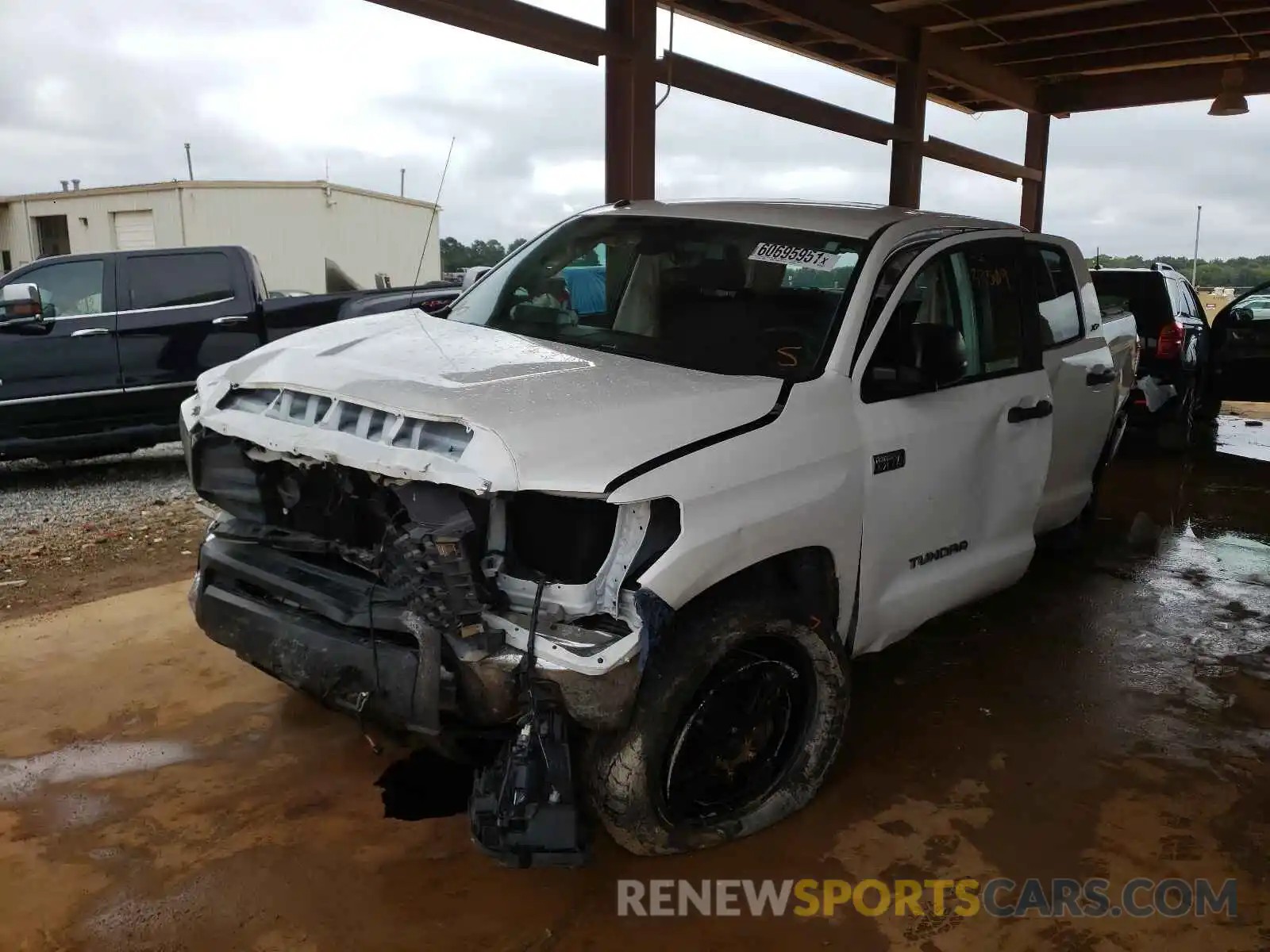 2 Photograph of a damaged car 5TFDW5F11KX820109 TOYOTA TUNDRA 2019