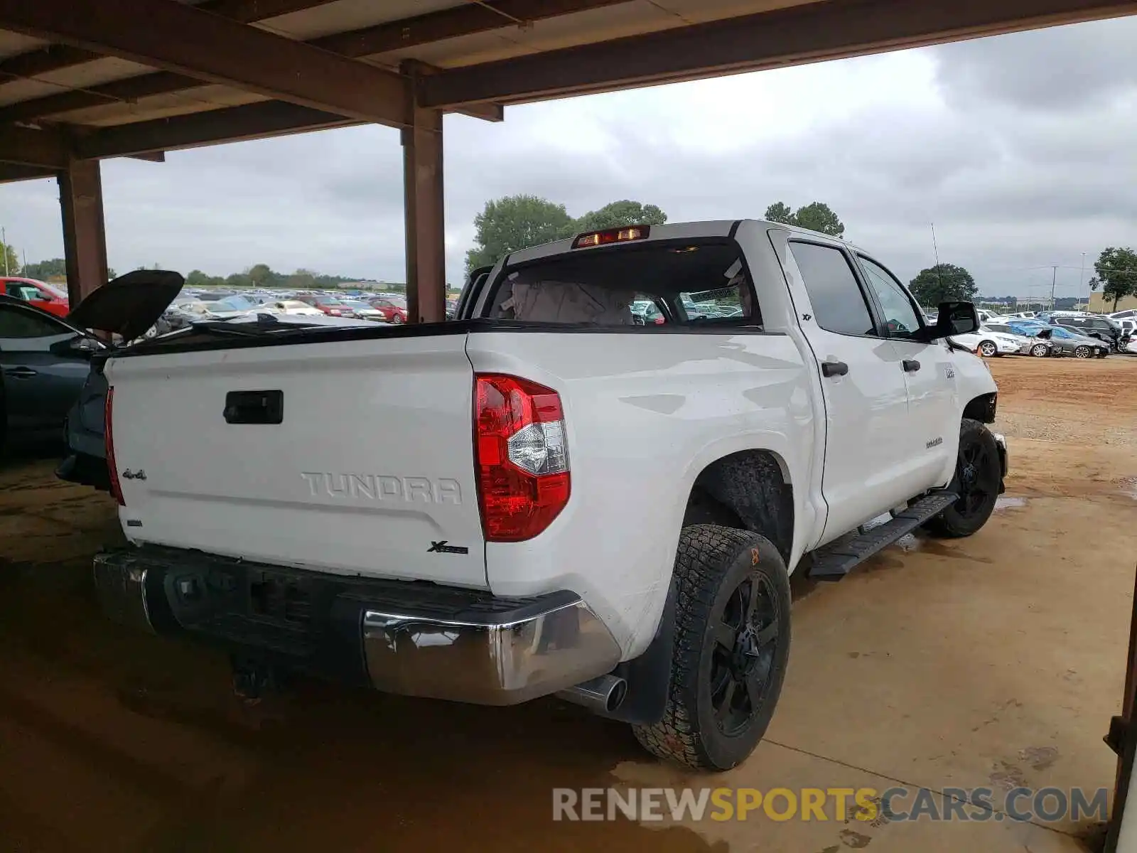 4 Photograph of a damaged car 5TFDW5F11KX820109 TOYOTA TUNDRA 2019