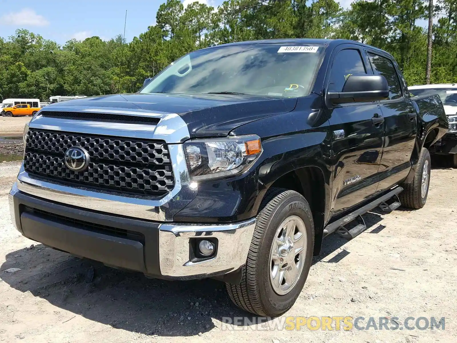 2 Photograph of a damaged car 5TFDW5F11KX820790 TOYOTA TUNDRA 2019