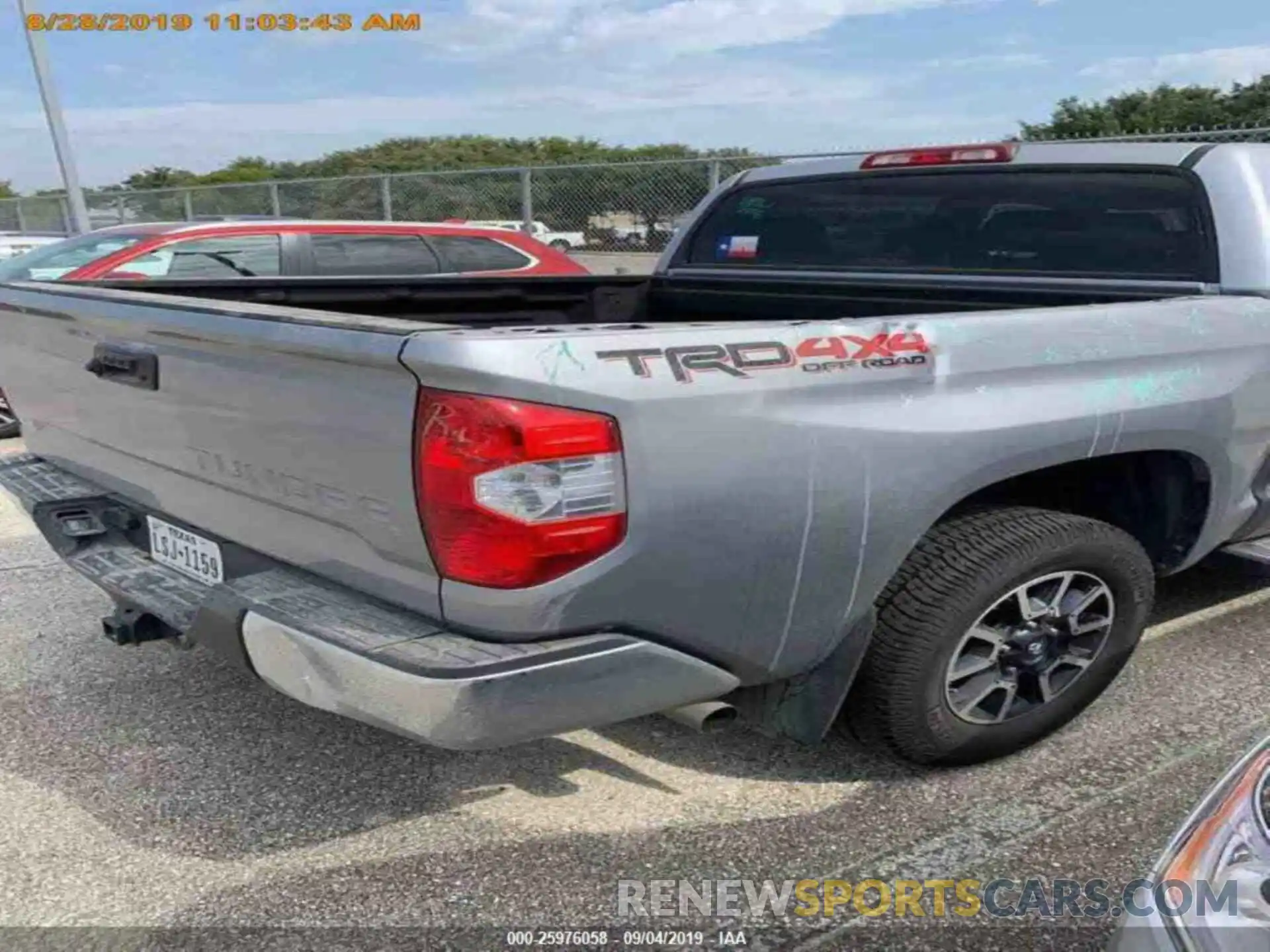 15 Photograph of a damaged car 5TFDW5F11KX822331 TOYOTA TUNDRA 2019