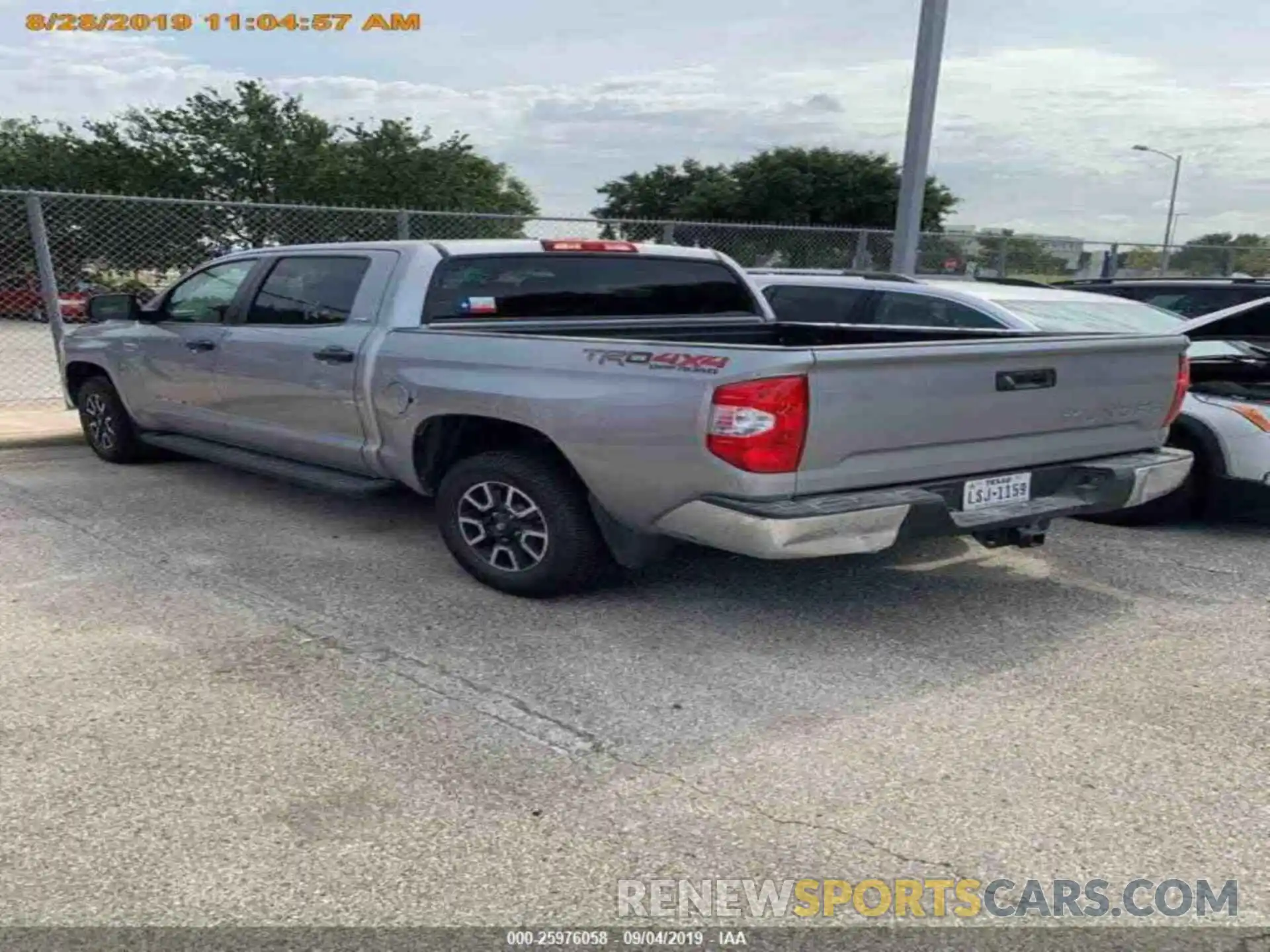 17 Photograph of a damaged car 5TFDW5F11KX822331 TOYOTA TUNDRA 2019