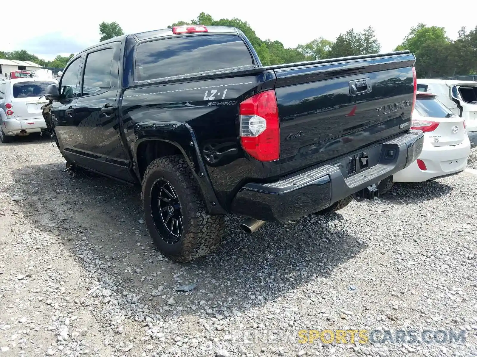 3 Photograph of a damaged car 5TFDW5F11KX863316 TOYOTA TUNDRA 2019