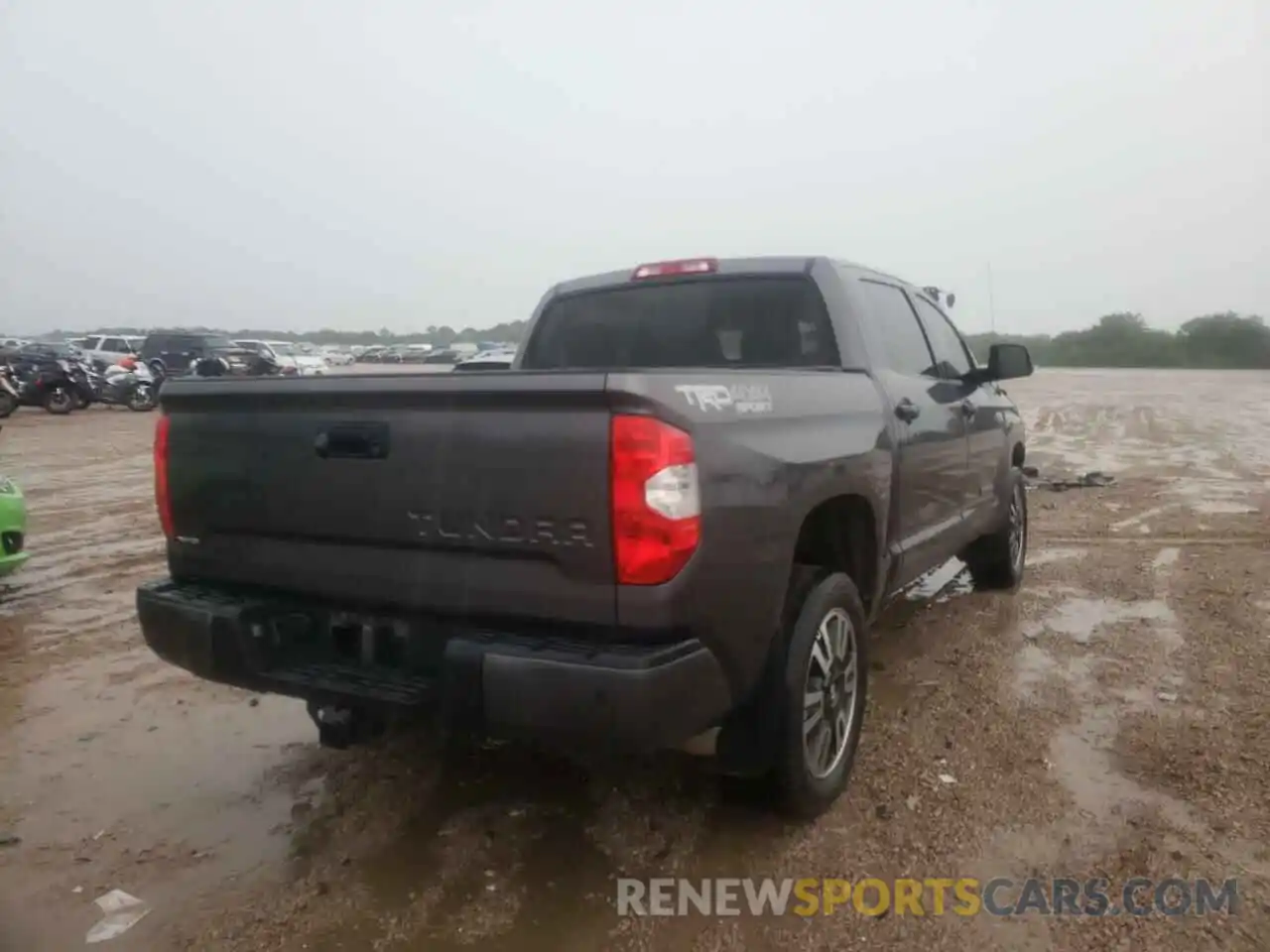 4 Photograph of a damaged car 5TFDW5F12KX784107 TOYOTA TUNDRA 2019