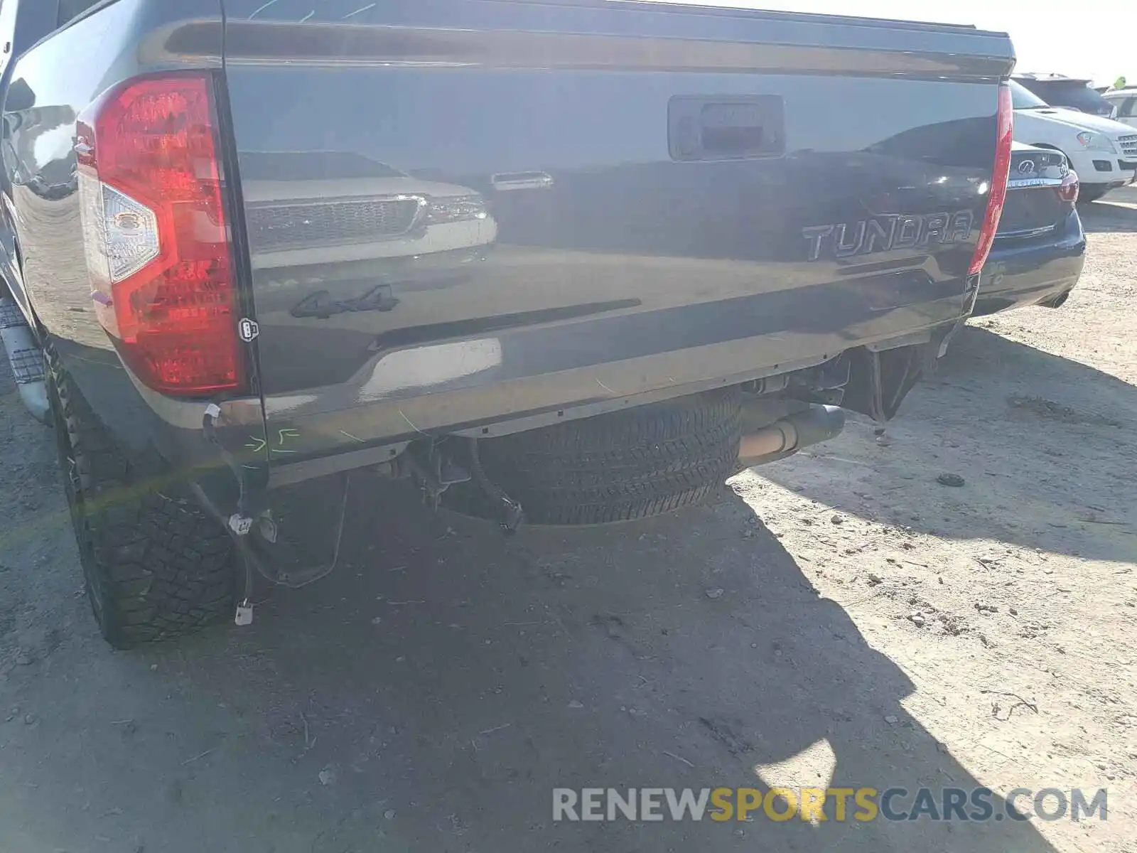 9 Photograph of a damaged car 5TFDW5F12KX799075 TOYOTA TUNDRA 2019