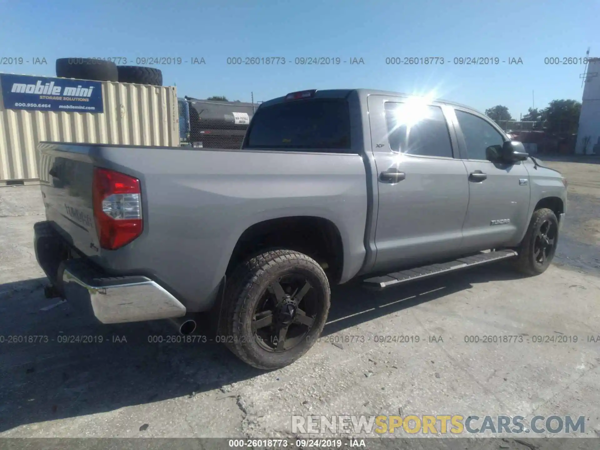 4 Photograph of a damaged car 5TFDW5F12KX831104 TOYOTA TUNDRA 2019