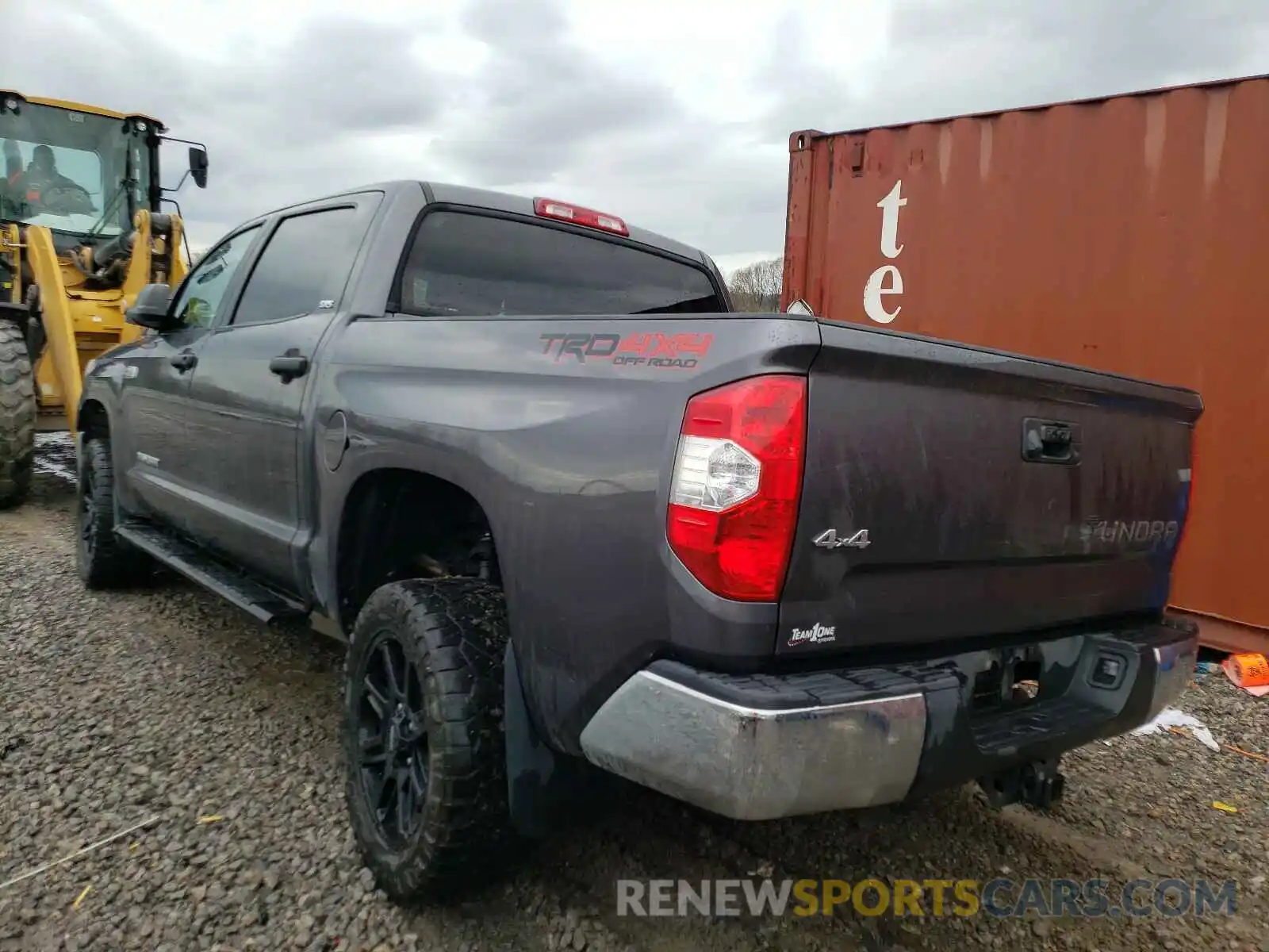 3 Photograph of a damaged car 5TFDW5F12KX834469 TOYOTA TUNDRA 2019