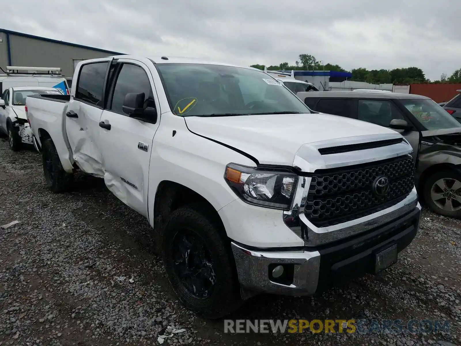 1 Photograph of a damaged car 5TFDW5F13KX781748 TOYOTA TUNDRA 2019