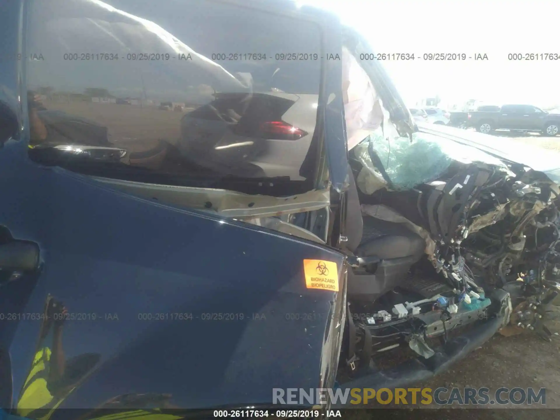 5 Photograph of a damaged car 5TFDW5F13KX800542 TOYOTA TUNDRA 2019