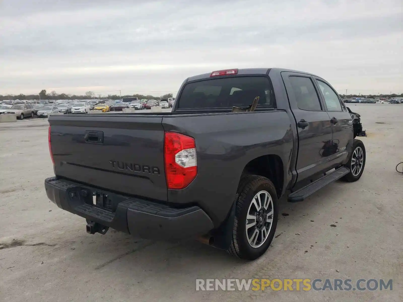 4 Photograph of a damaged car 5TFDW5F13KX844850 TOYOTA TUNDRA 2019