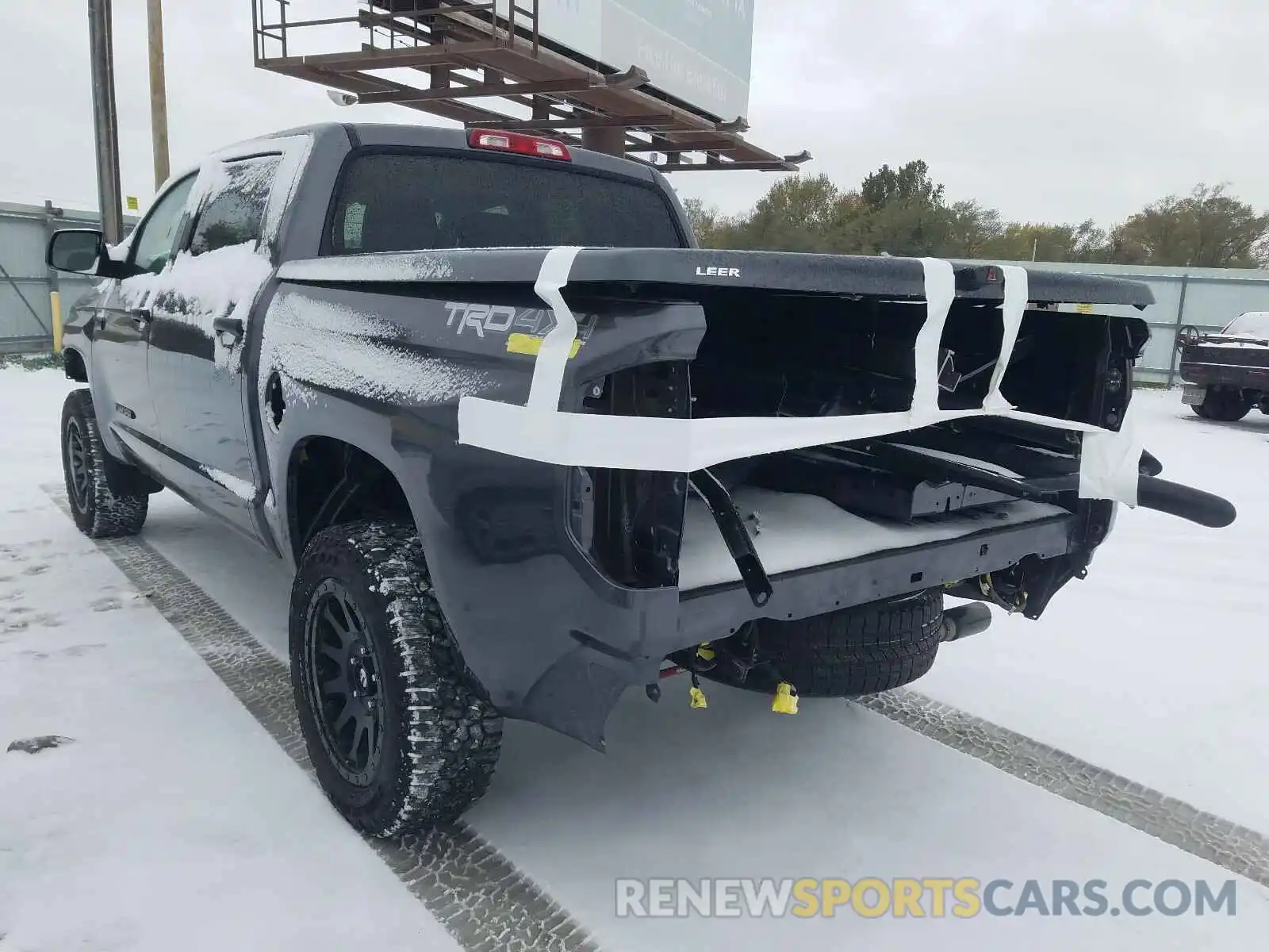 3 Photograph of a damaged car 5TFDW5F13KX848736 TOYOTA TUNDRA 2019