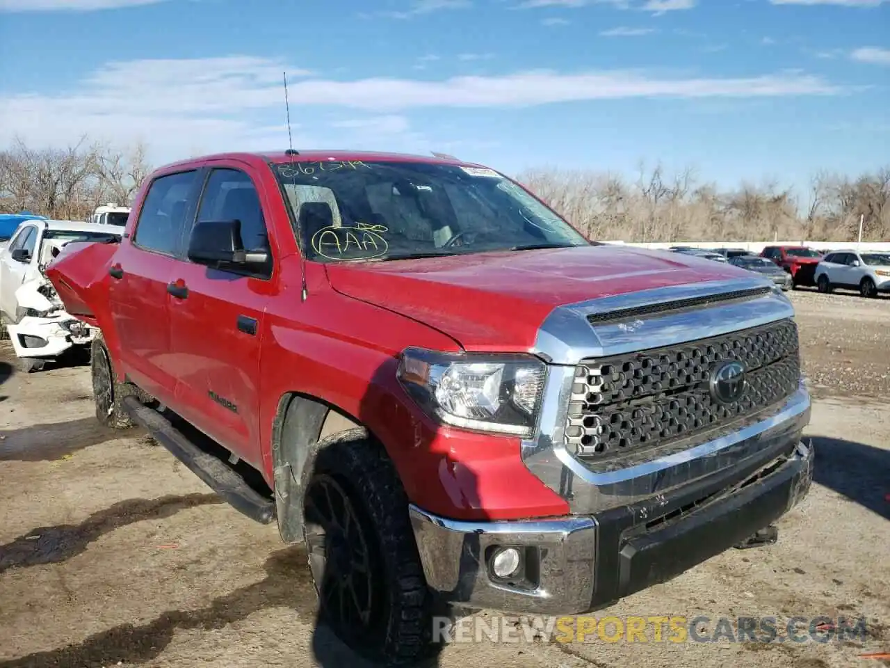 1 Photograph of a damaged car 5TFDW5F13KX867349 TOYOTA TUNDRA 2019