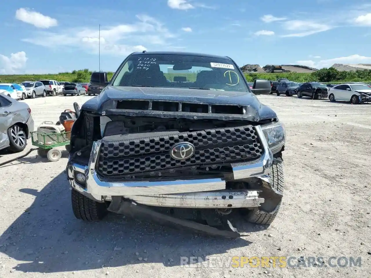 9 Photograph of a damaged car 5TFDW5F14KX813106 TOYOTA TUNDRA 2019