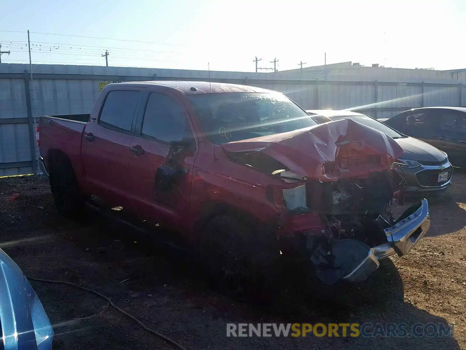 1 Photograph of a damaged car 5TFDW5F14KX843772 TOYOTA TUNDRA 2019