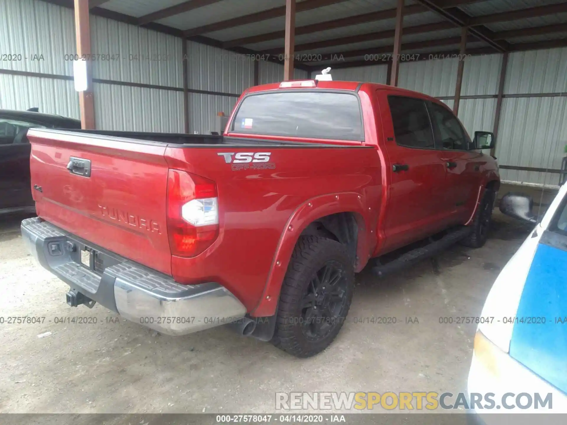 4 Photograph of a damaged car 5TFDW5F14KX865027 TOYOTA TUNDRA 2019