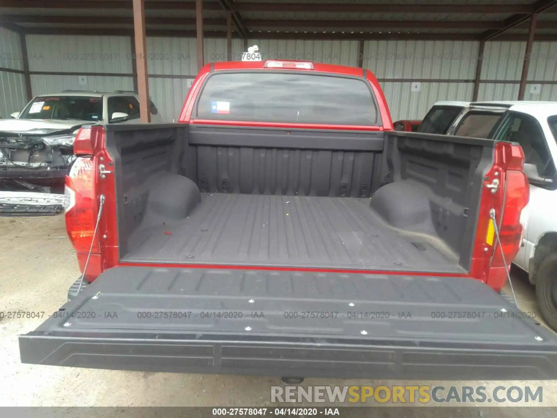 8 Photograph of a damaged car 5TFDW5F14KX865027 TOYOTA TUNDRA 2019