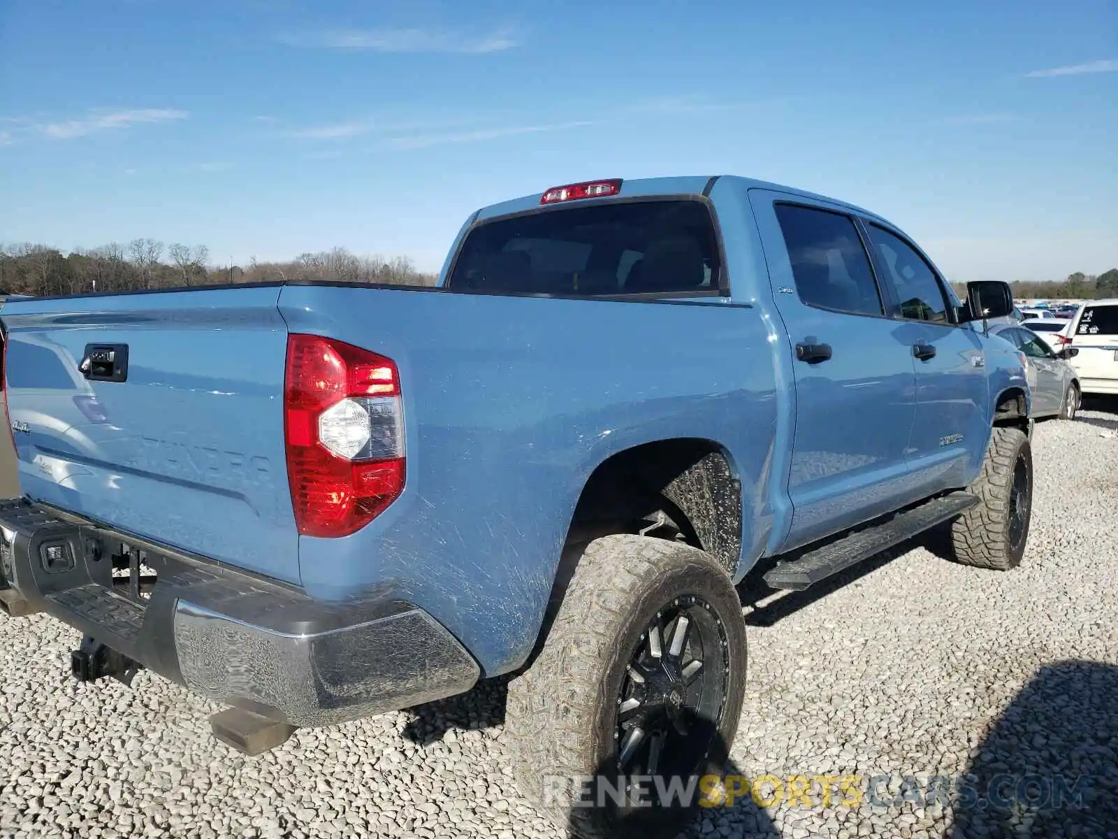 4 Photograph of a damaged car 5TFDW5F14KX865335 TOYOTA TUNDRA 2019