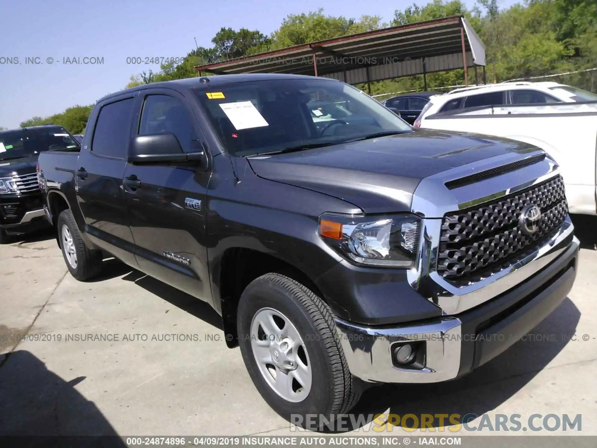 1 Photograph of a damaged car 5TFDW5F15KX777488 TOYOTA TUNDRA 2019