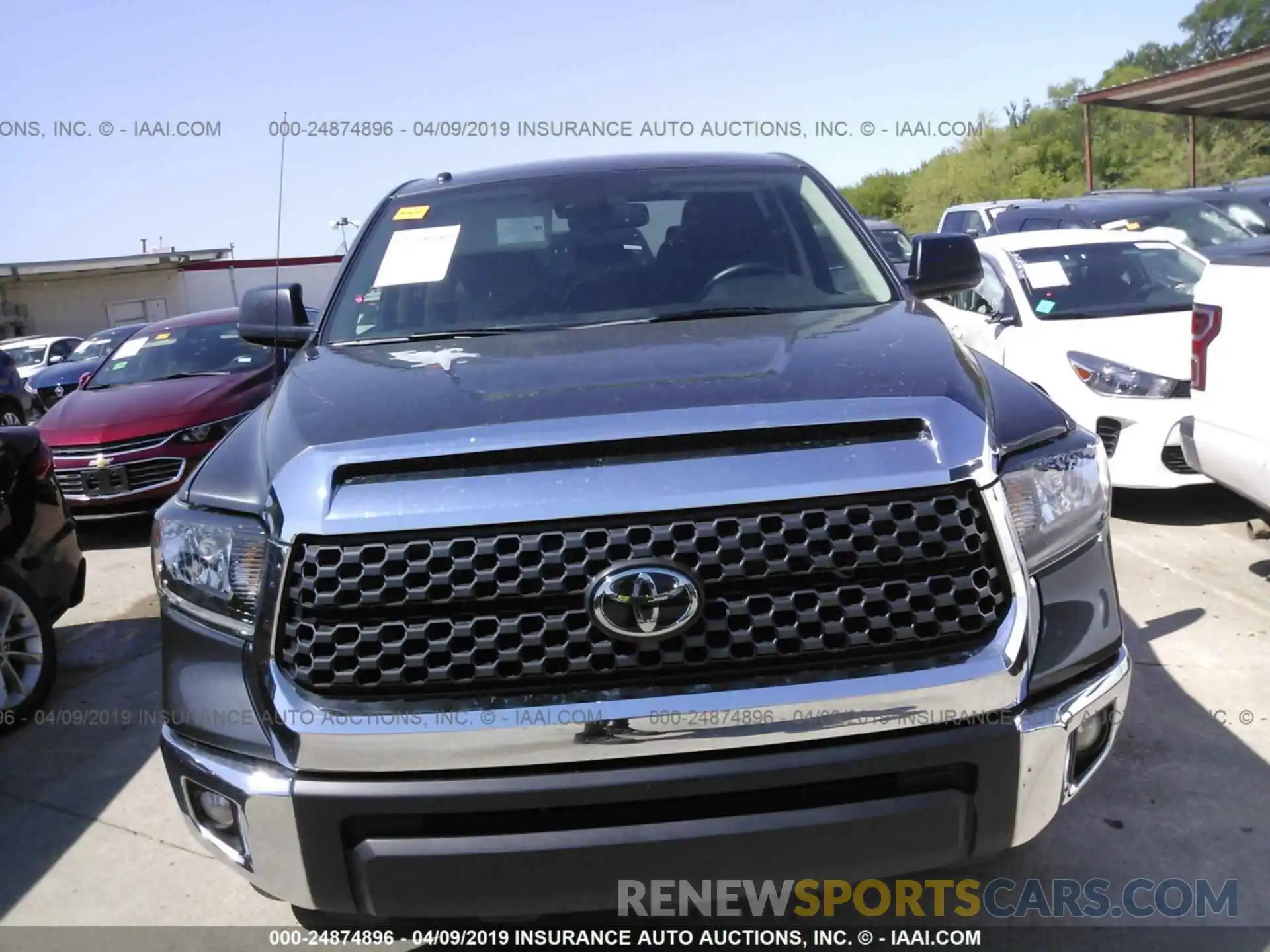 6 Photograph of a damaged car 5TFDW5F15KX777488 TOYOTA TUNDRA 2019