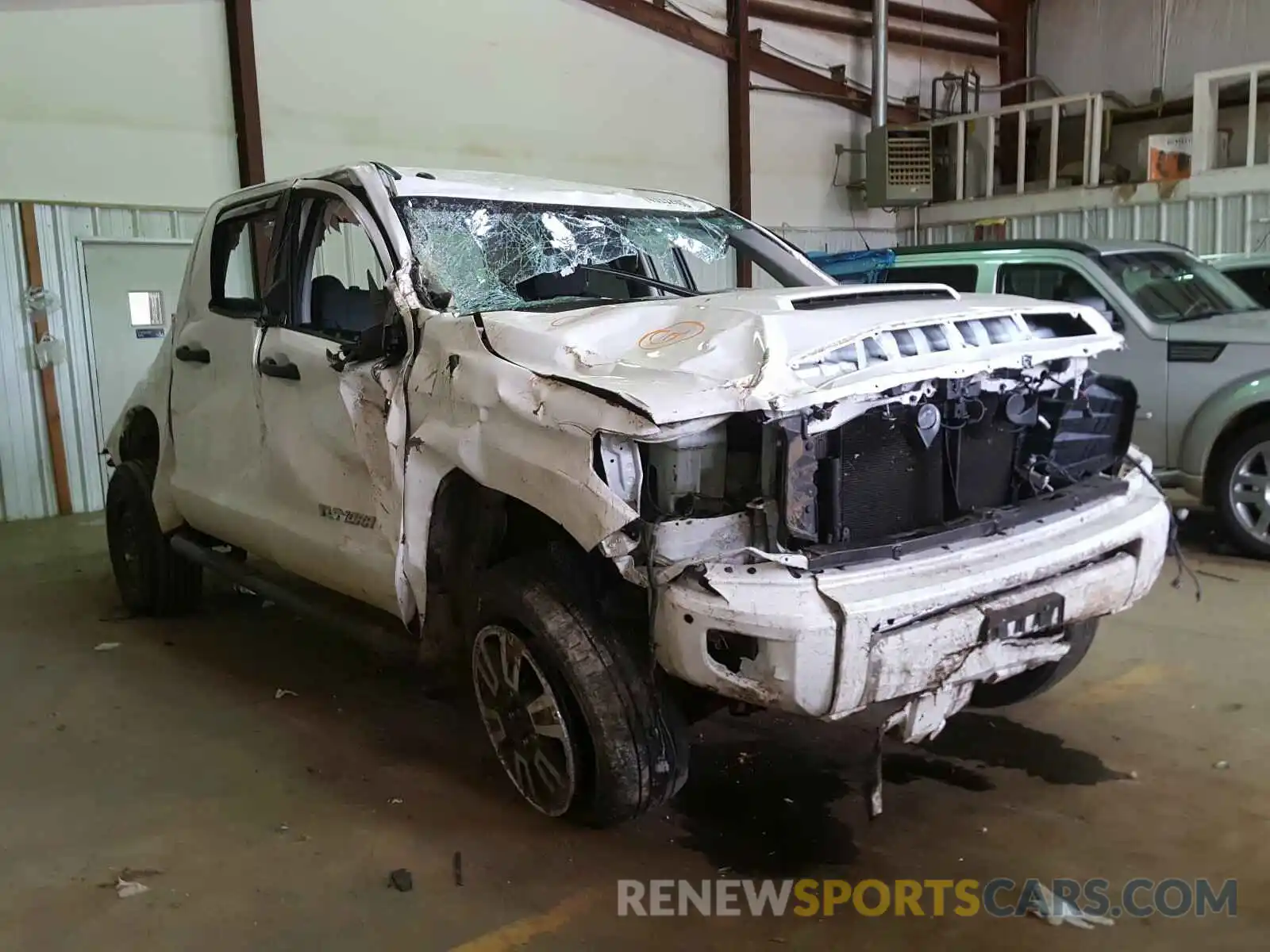 1 Photograph of a damaged car 5TFDW5F15KX787065 TOYOTA TUNDRA 2019