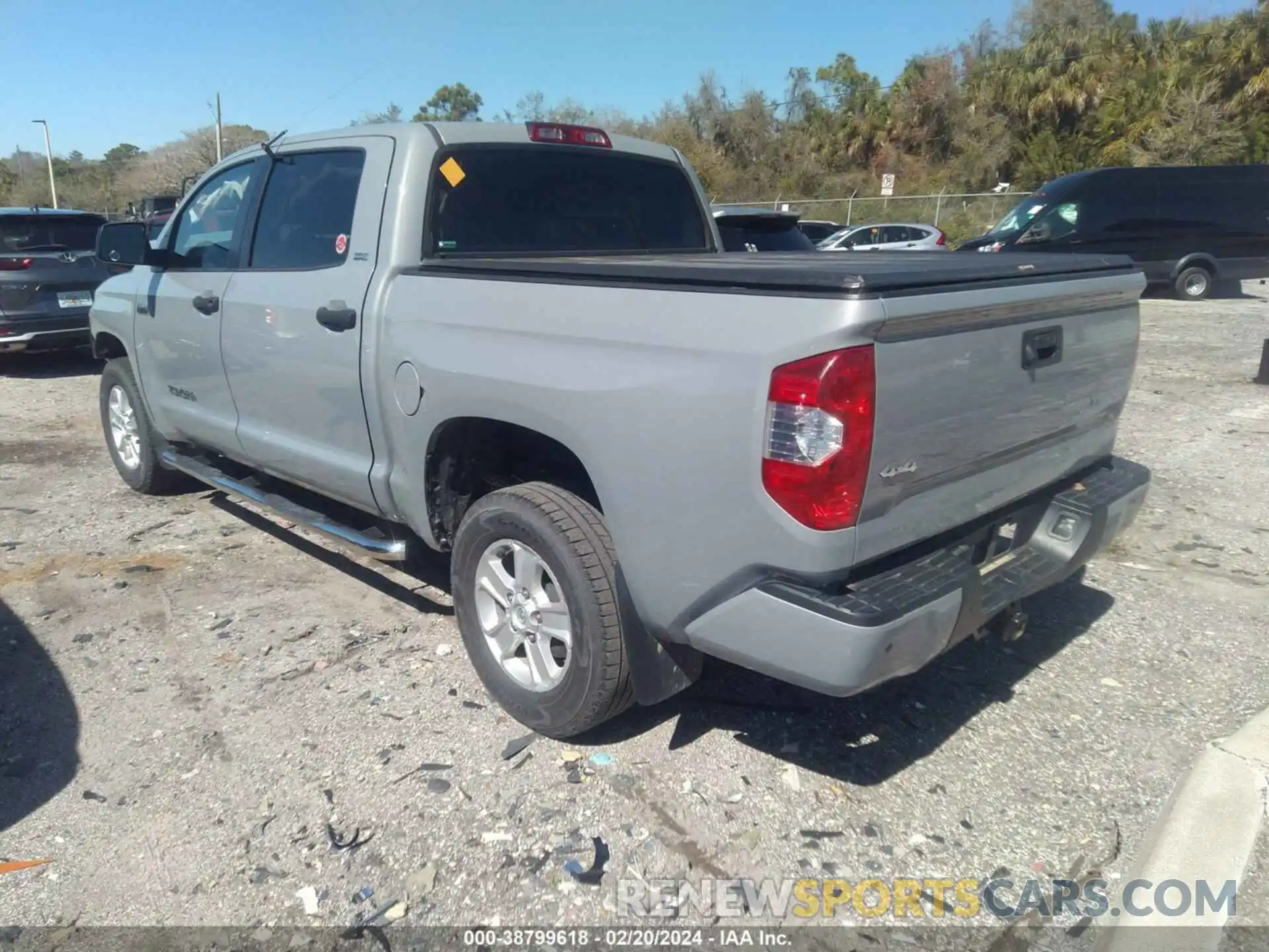 3 Photograph of a damaged car 5TFDW5F15KX810554 TOYOTA TUNDRA 2019