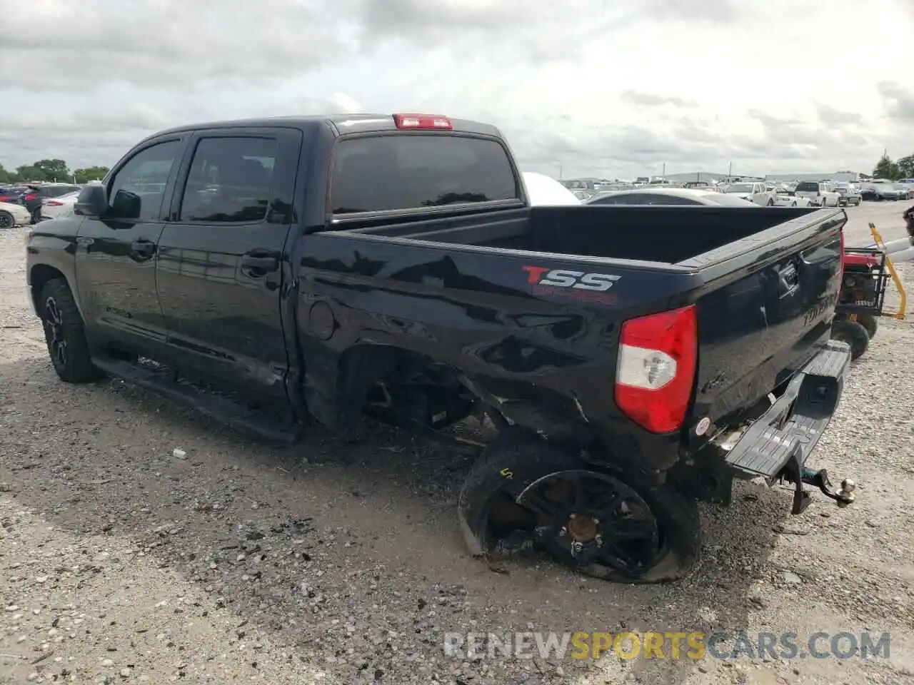 3 Photograph of a damaged car 5TFDW5F15KX812272 TOYOTA TUNDRA 2019