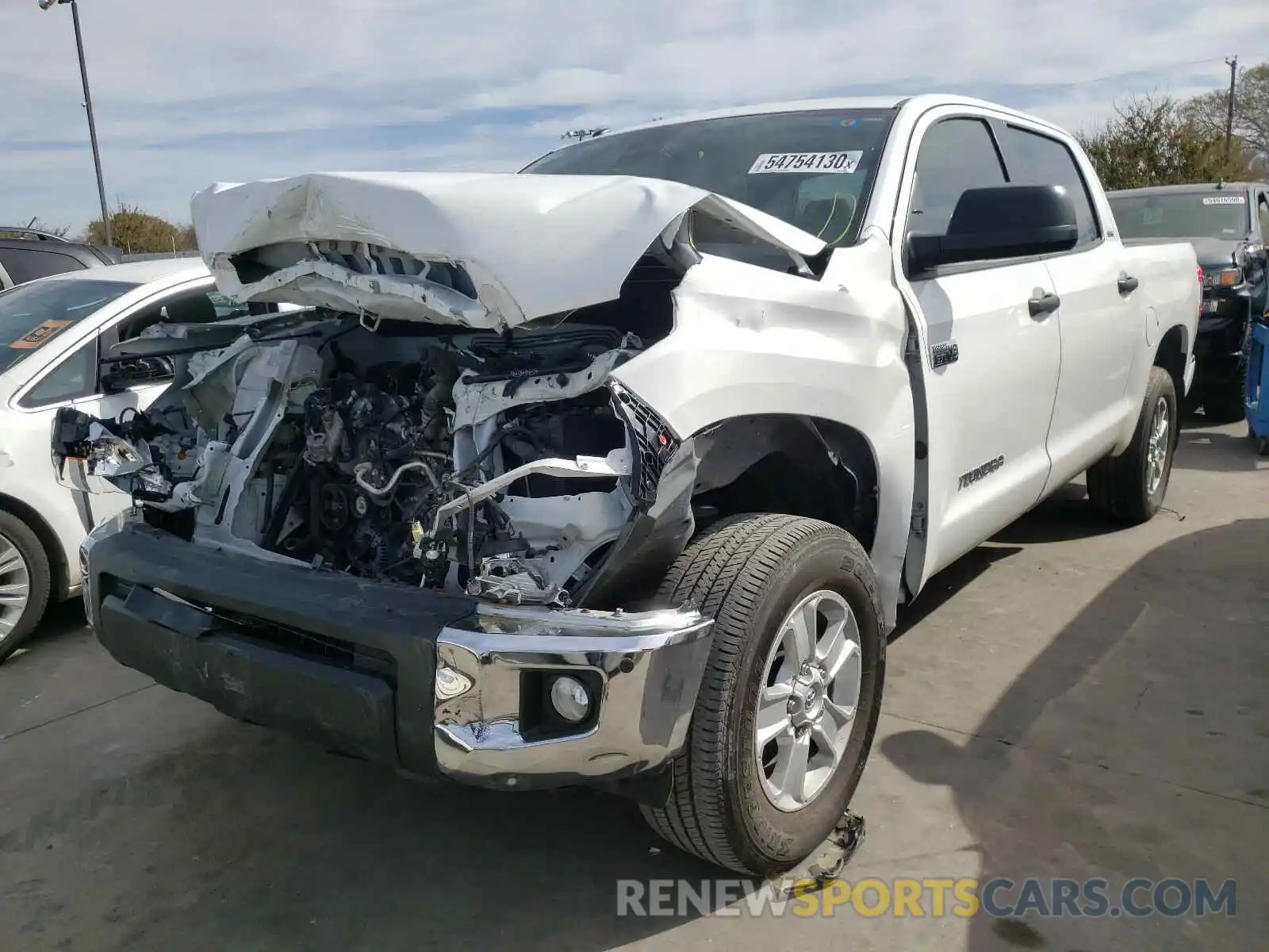 2 Photograph of a damaged car 5TFDW5F15KX839021 TOYOTA TUNDRA 2019