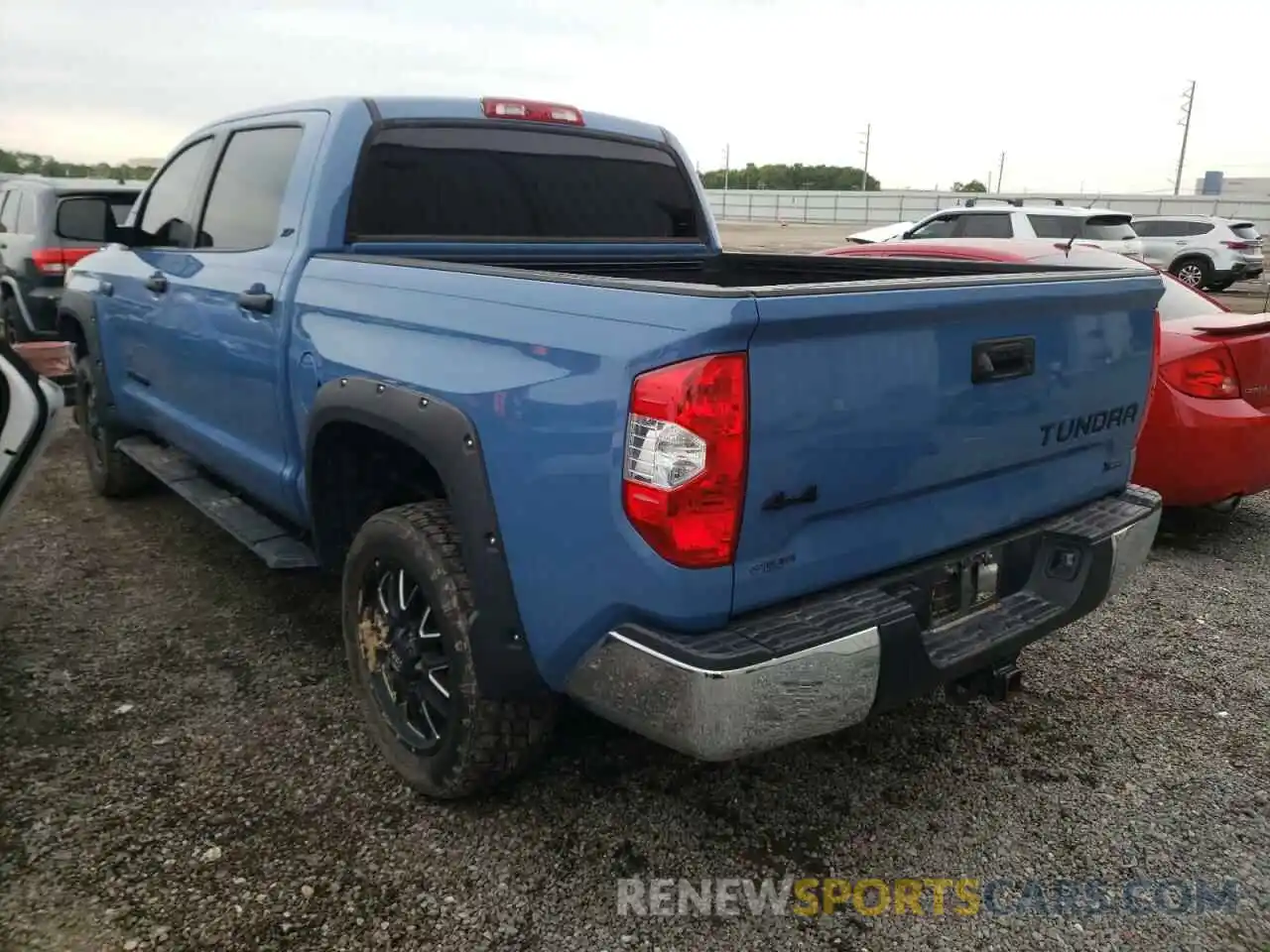 3 Photograph of a damaged car 5TFDW5F15KX855302 TOYOTA TUNDRA 2019