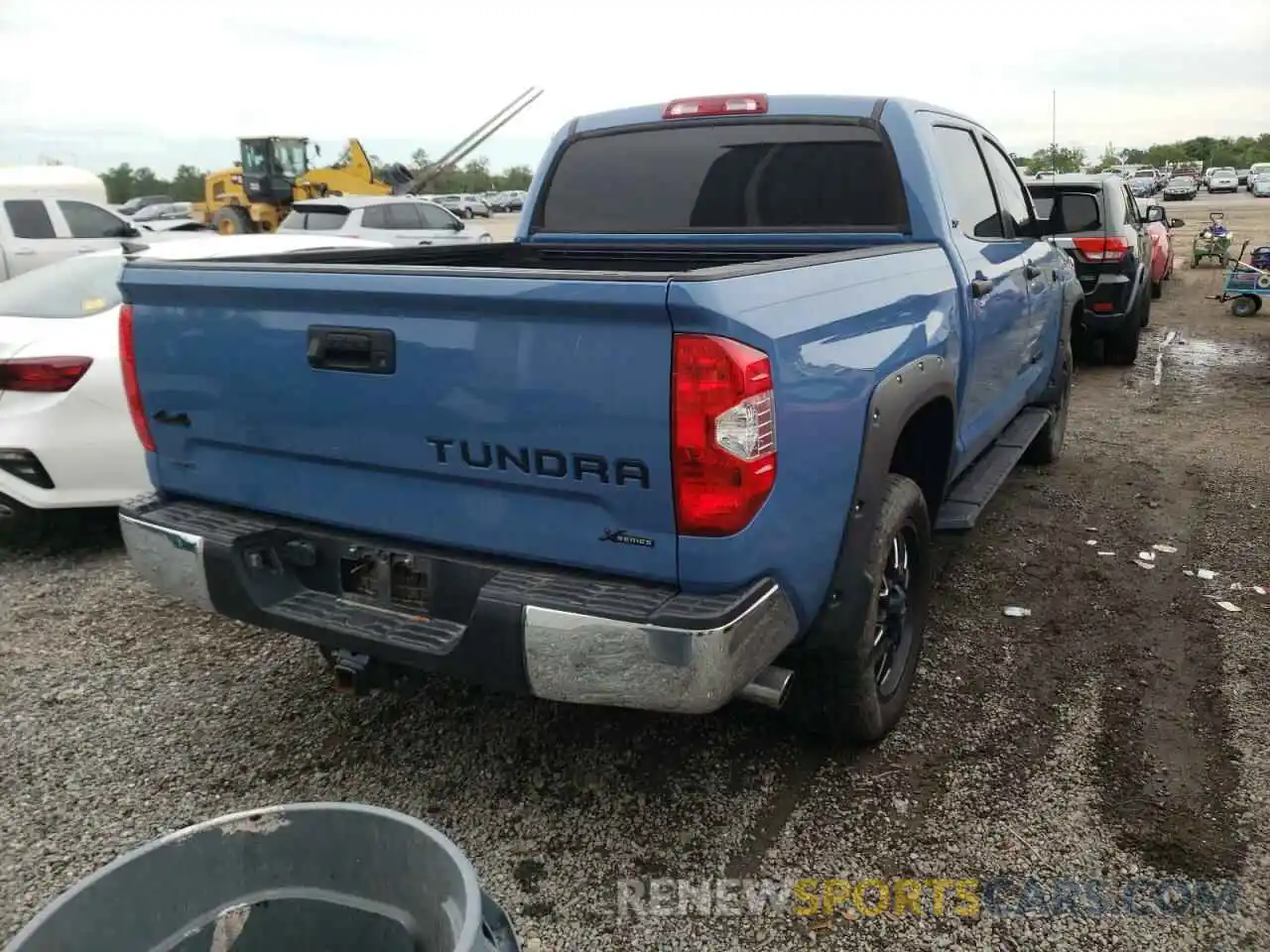 4 Photograph of a damaged car 5TFDW5F15KX855302 TOYOTA TUNDRA 2019