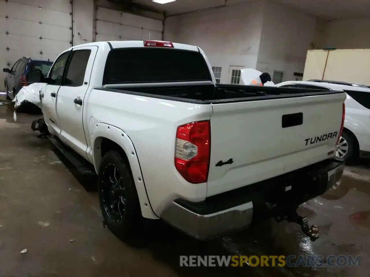 3 Photograph of a damaged car 5TFDW5F15KX855736 TOYOTA TUNDRA 2019