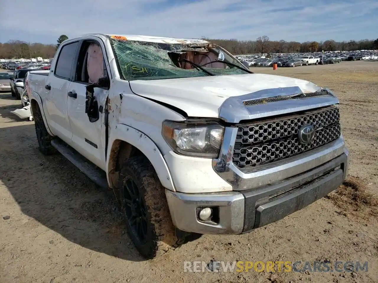 1 Photograph of a damaged car 5TFDW5F16KX786264 TOYOTA TUNDRA 2019