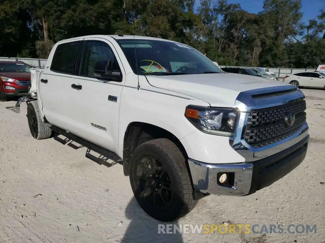 1 Photograph of a damaged car 5TFDW5F16KX816010 TOYOTA TUNDRA 2019