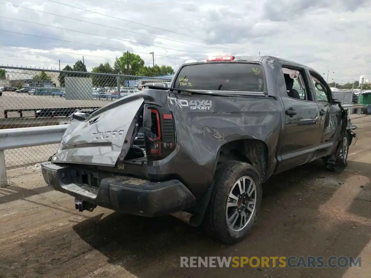 4 Photograph of a damaged car 5TFDW5F16KX829307 TOYOTA TUNDRA 2019