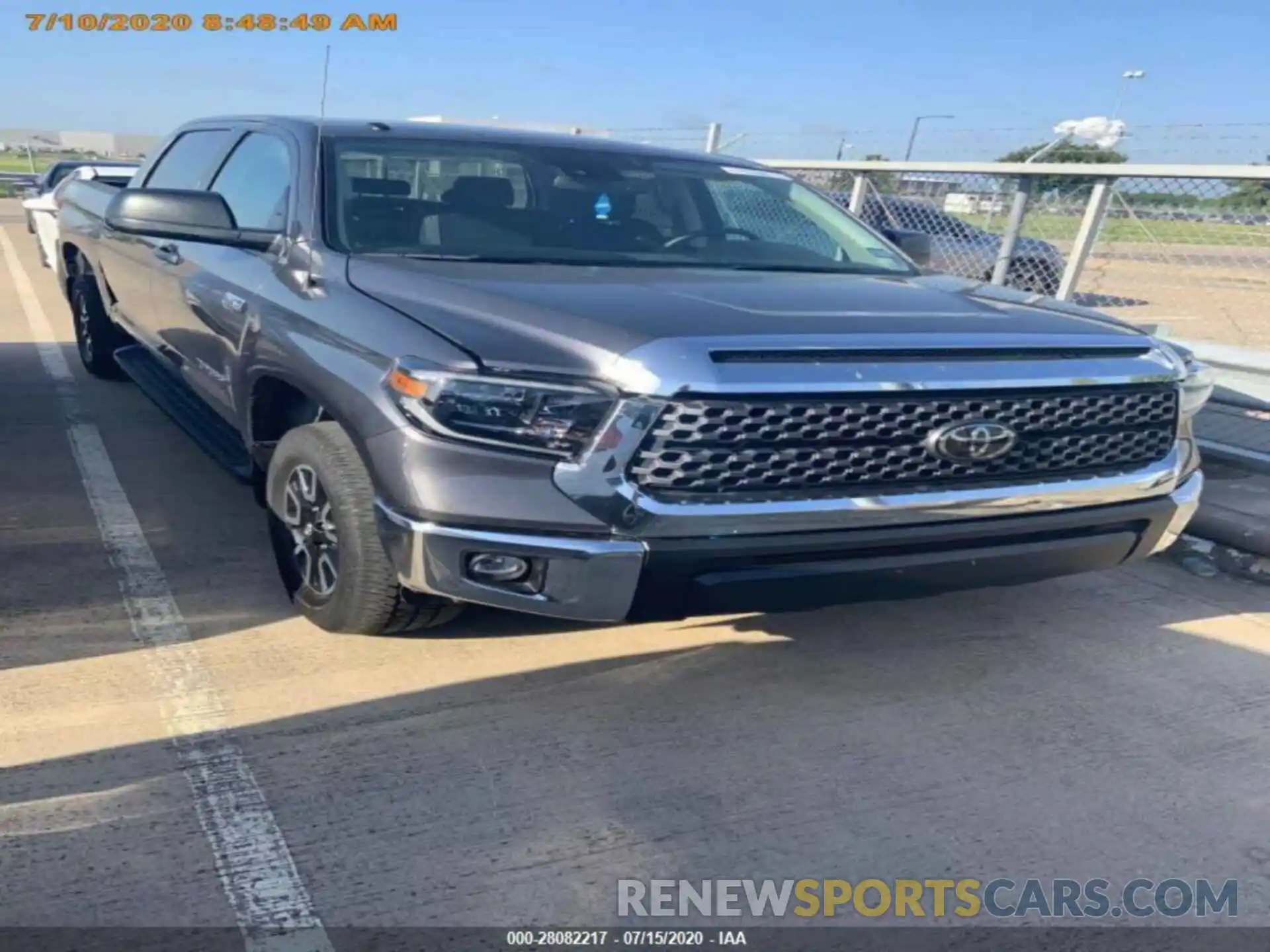 1 Photograph of a damaged car 5TFDW5F16KX830747 TOYOTA TUNDRA 2019