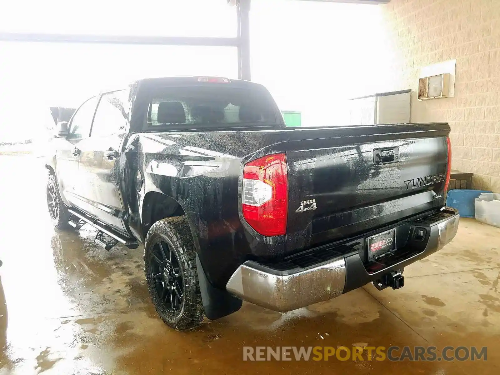 3 Photograph of a damaged car 5TFDW5F16KX855289 TOYOTA TUNDRA 2019