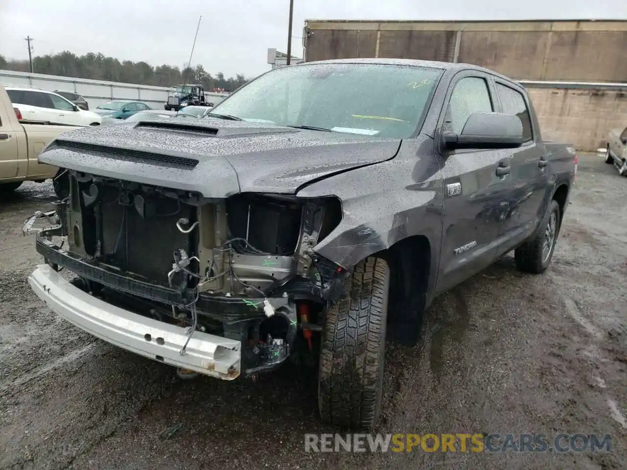 2 Photograph of a damaged car 5TFDW5F17KX780084 TOYOTA TUNDRA 2019