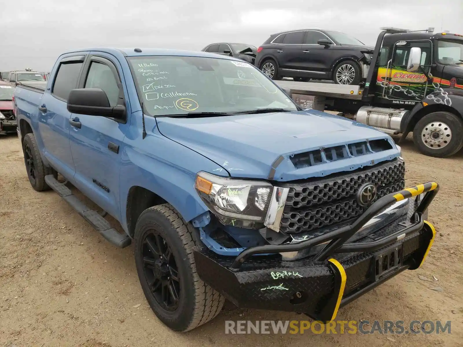 1 Photograph of a damaged car 5TFDW5F17KX799749 TOYOTA TUNDRA 2019