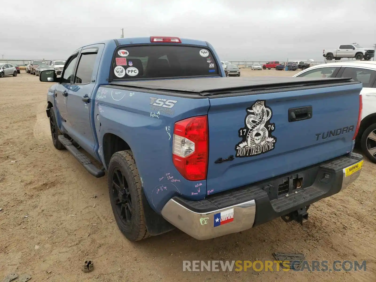 3 Photograph of a damaged car 5TFDW5F17KX799749 TOYOTA TUNDRA 2019