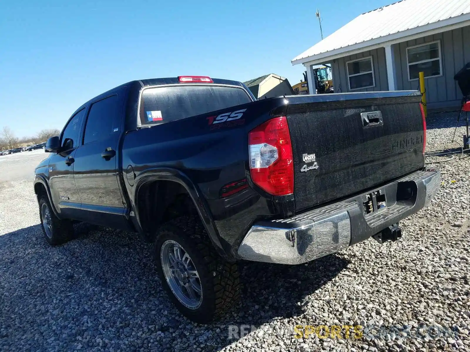 3 Photograph of a damaged car 5TFDW5F17KX820468 TOYOTA TUNDRA 2019