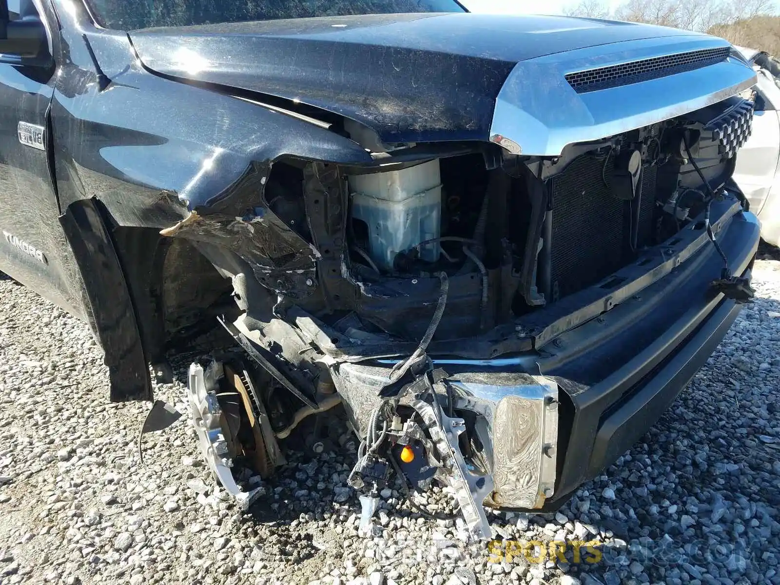 9 Photograph of a damaged car 5TFDW5F17KX820468 TOYOTA TUNDRA 2019