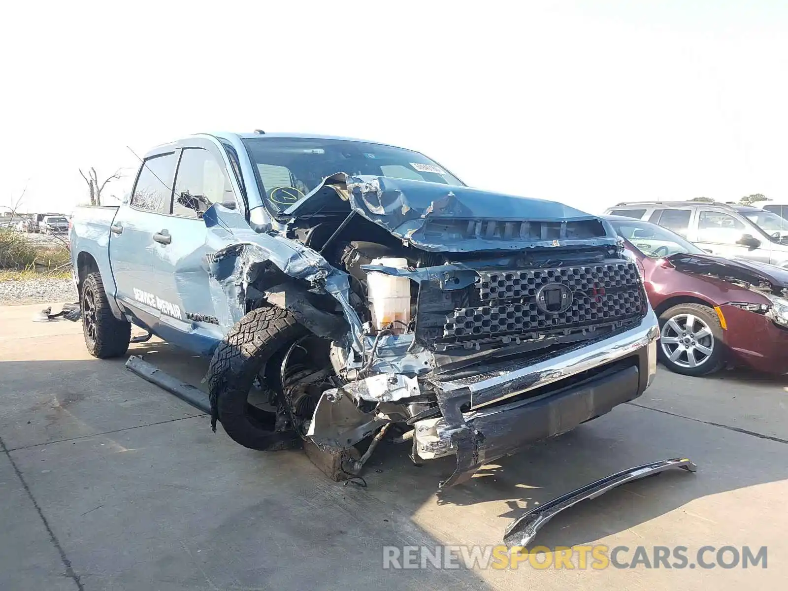 1 Photograph of a damaged car 5TFDW5F18KX788596 TOYOTA TUNDRA 2019