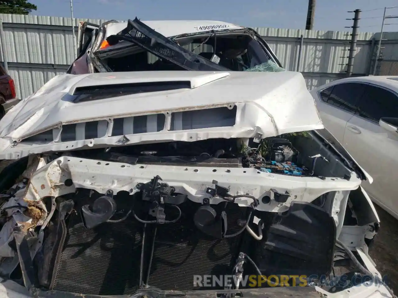 7 Photograph of a damaged car 5TFDW5F18KX799789 TOYOTA TUNDRA 2019