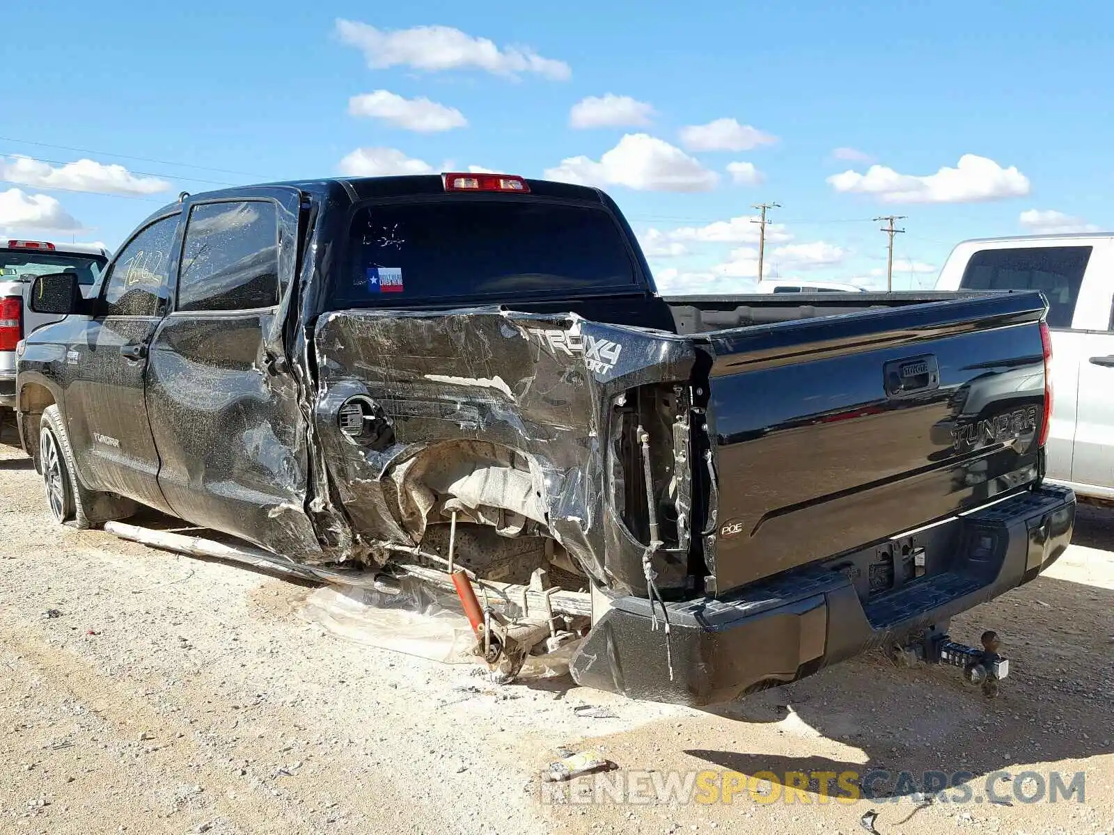 3 Photograph of a damaged car 5TFDW5F18KX819166 TOYOTA TUNDRA 2019