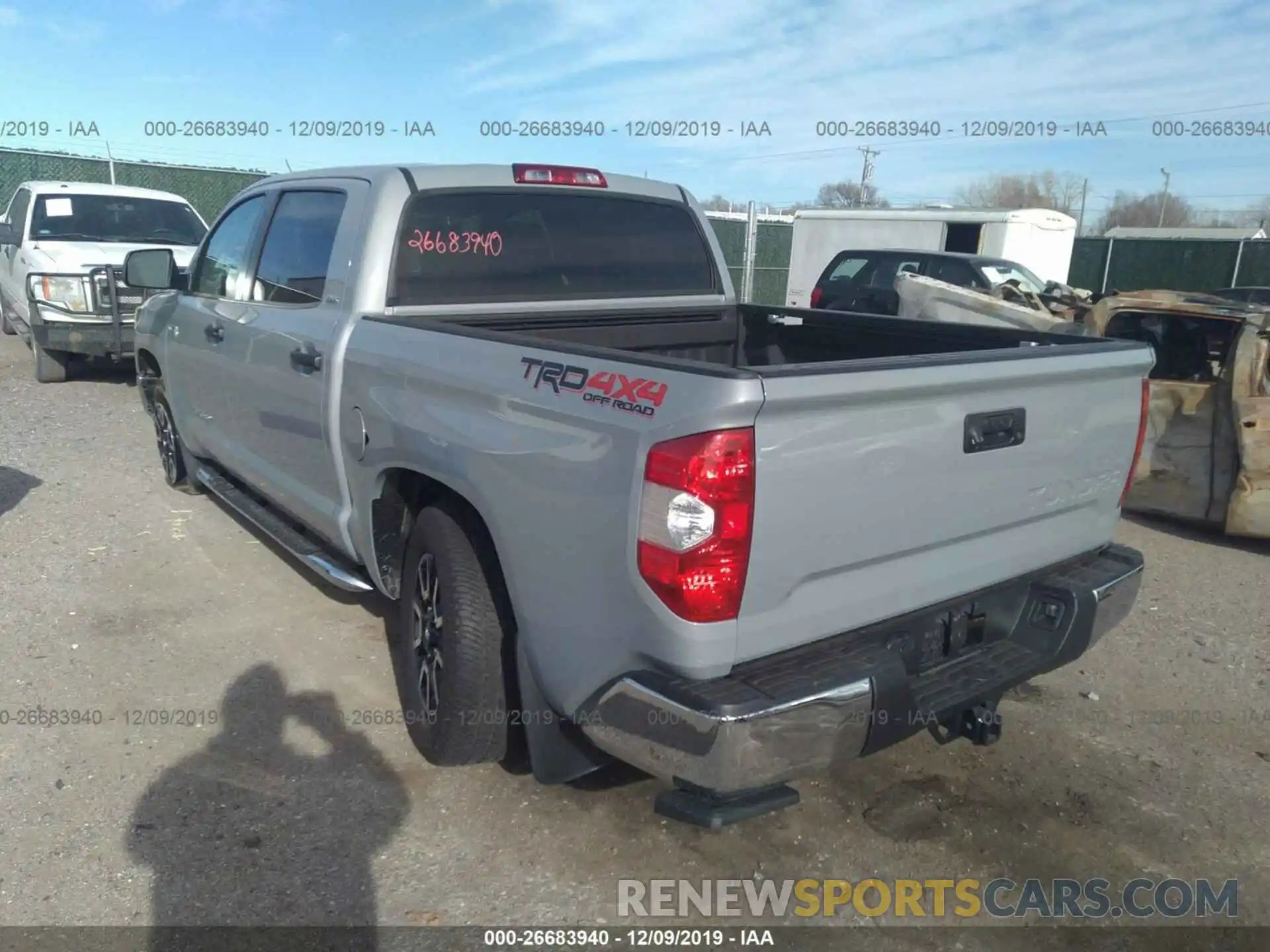 3 Photograph of a damaged car 5TFDW5F18KX837392 TOYOTA TUNDRA 2019