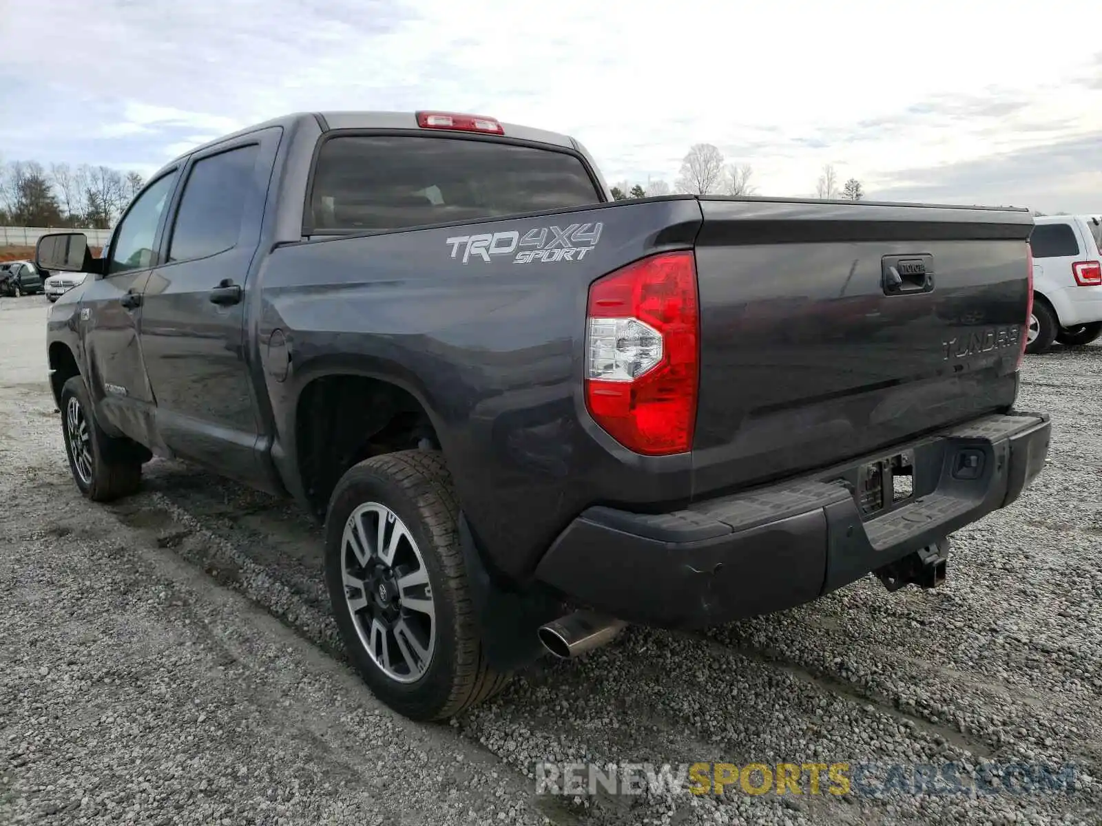 3 Photograph of a damaged car 5TFDW5F18KX843404 TOYOTA TUNDRA 2019